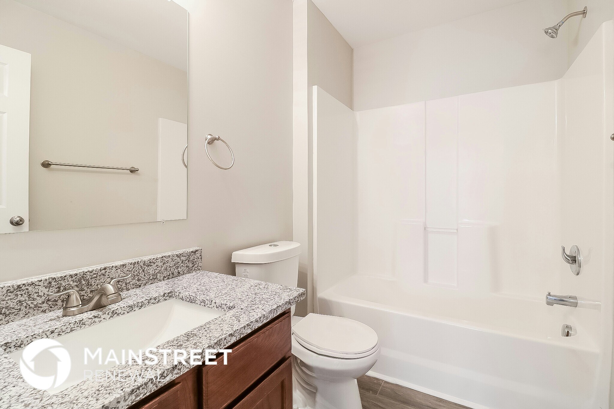 Building Photo - 1852 Mayridge Ln