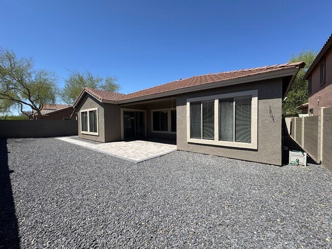 Building Photo - BEAUTIFUL 4 BEDROOM 2 BATHROOM HOME IN PHO...