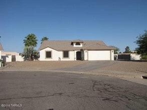 Building Photo - 7960 S Carbury Way