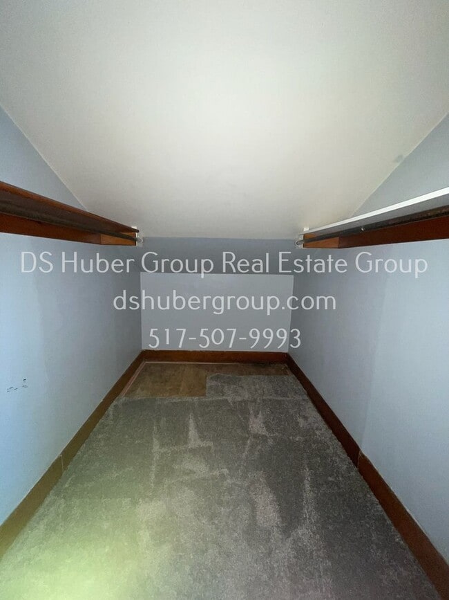 Building Photo - 805 Comfort St