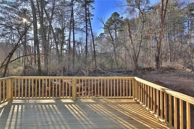 Building Photo - 145 Billy Ln