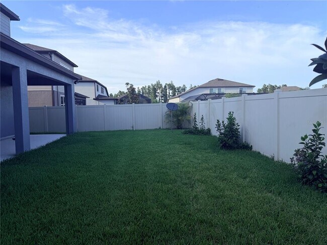 Building Photo - 19259 Briarbrook Dr