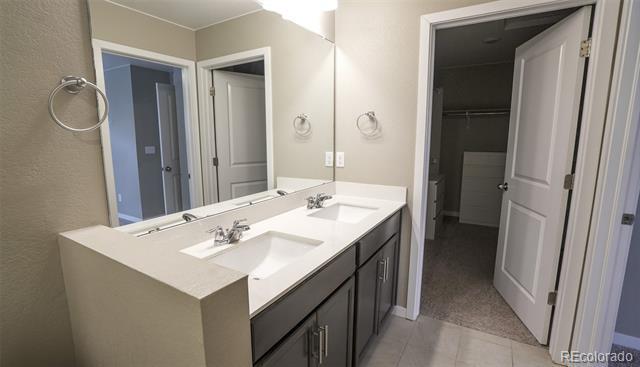 Building Photo - 21793 E 8th Ave