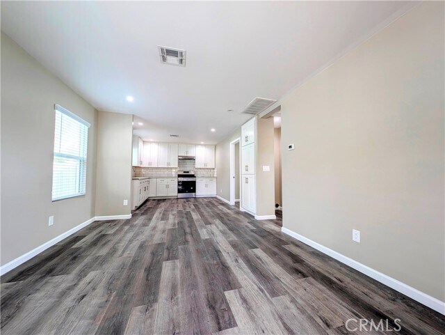 Building Photo - 3081 N F St