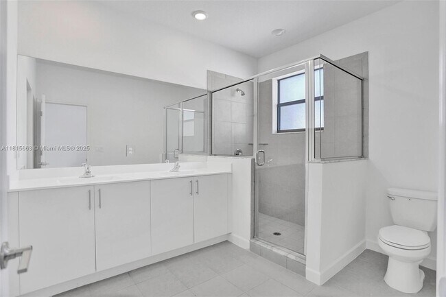 Building Photo - 252 SW 159th Terrace