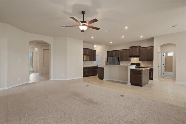 Building Photo - 19316 Chayton Cir