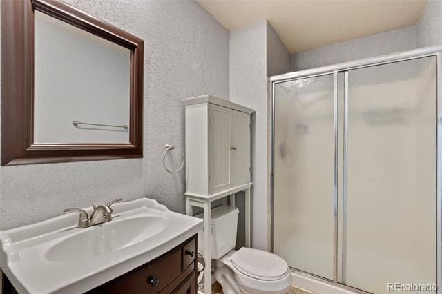 Building Photo - 3060 Avondale Dr