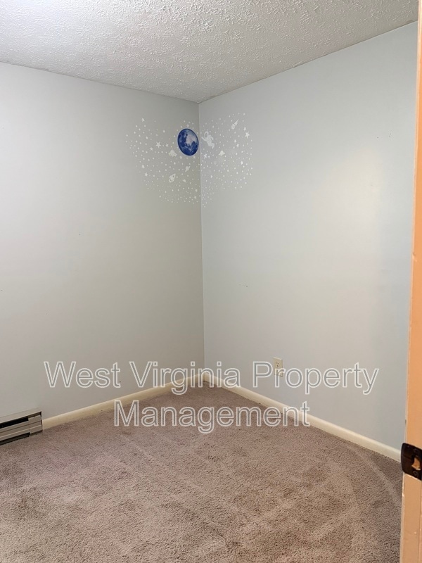 Building Photo - 184 Wyndale Dr