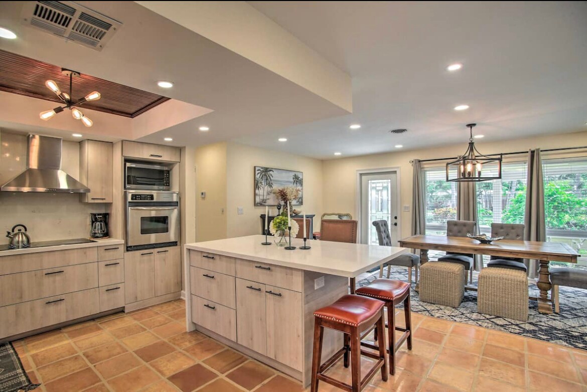 Building Photo - 2169 Imperial Point Dr