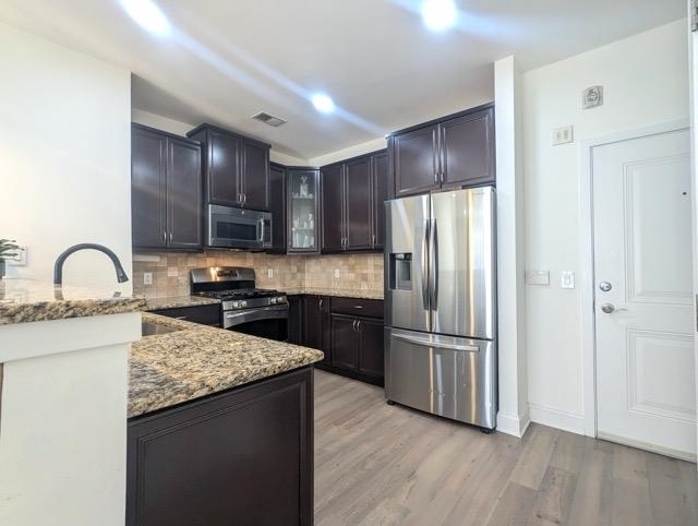 Building Photo - 443 2nd St