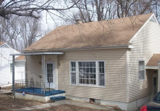 Building Photo - 6749 N 34th St
