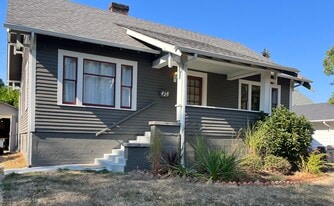 Building Photo - 428 NW 7th St