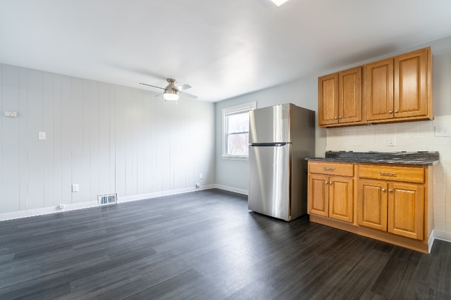 Building Photo - 4905 Biddulph Ave