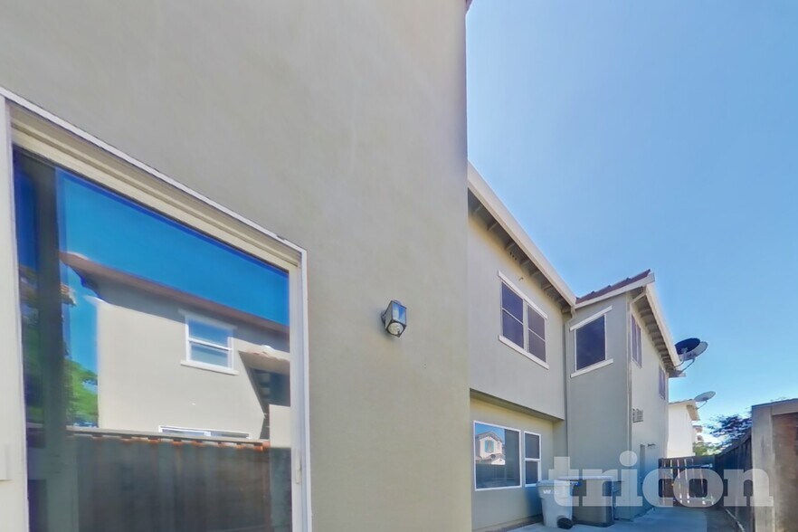 Building Photo - 3980 Tule St