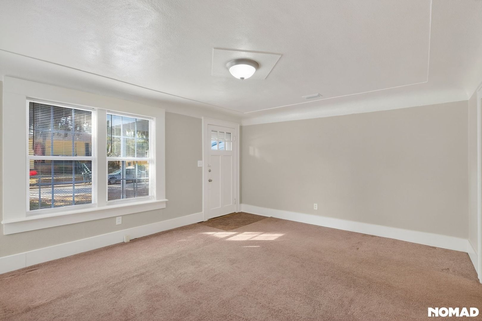 Building Photo - 2002 E 51st St