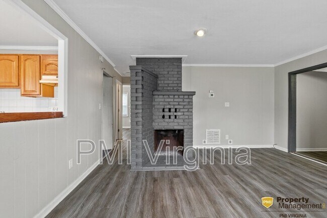 Building Photo - 8109 Diggs Rd