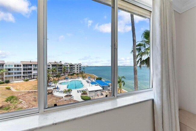 Building Photo - 5153 Isla Key Blvd S