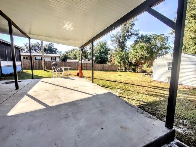 Building Photo - 163 Buchanan Cir