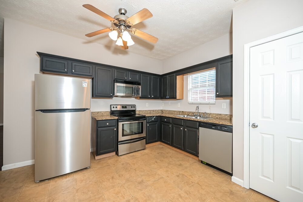 Building Photo - 240 Cranesbill Way