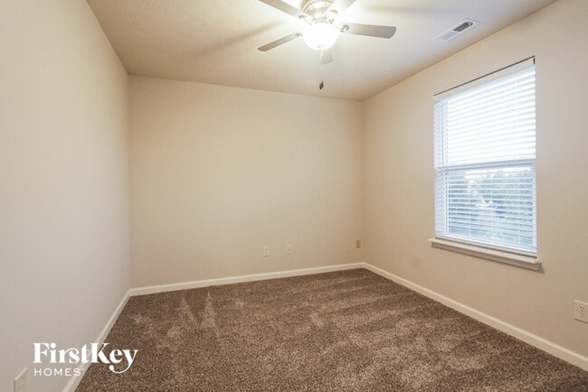 Building Photo - 3043 Sholty Ct