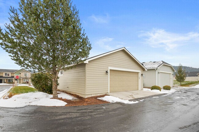 Building Photo - Liberty Lake Single Level Living