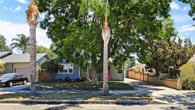 Building Photo - 417 N Citrus St