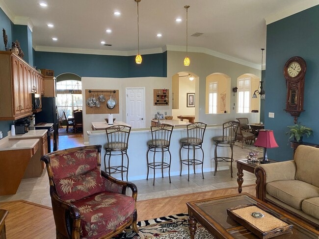 Building Photo - Beautiful Short Term Seasonal Home In Plantation at Leesburg