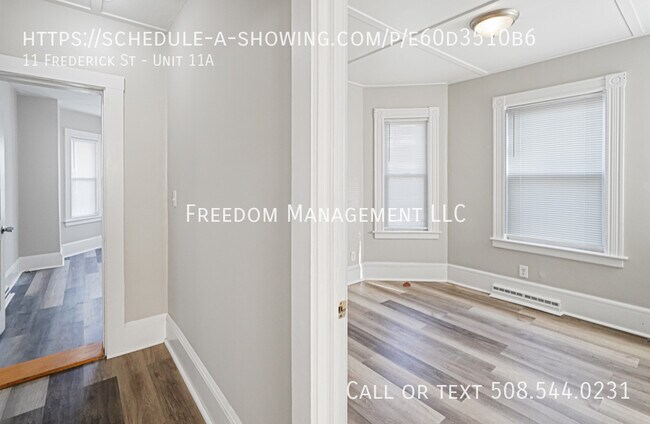 Building Photo - 11 Frederick St