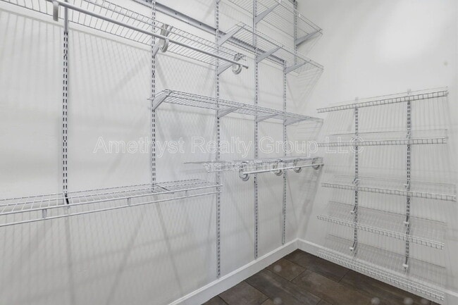 Building Photo - 14000 N 94th St