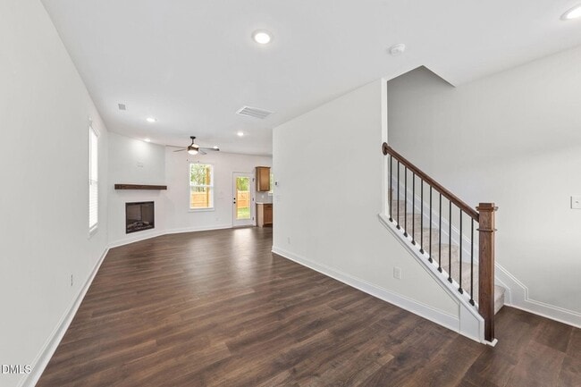 Building Photo - 360 Maidenhair Pl