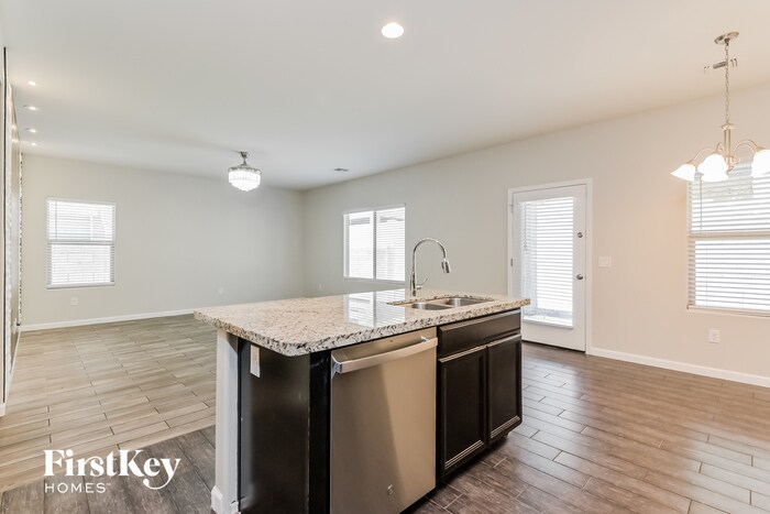 Building Photo - 8779 N Norway Spruce Rd