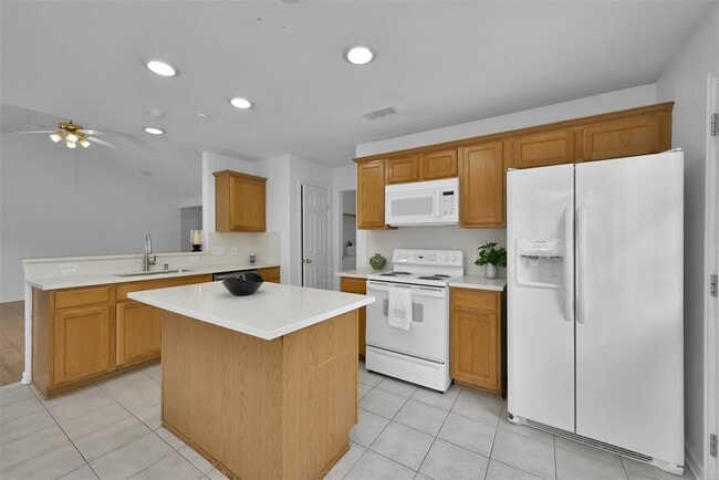 Building Photo - 3234 Crestbridge Ln