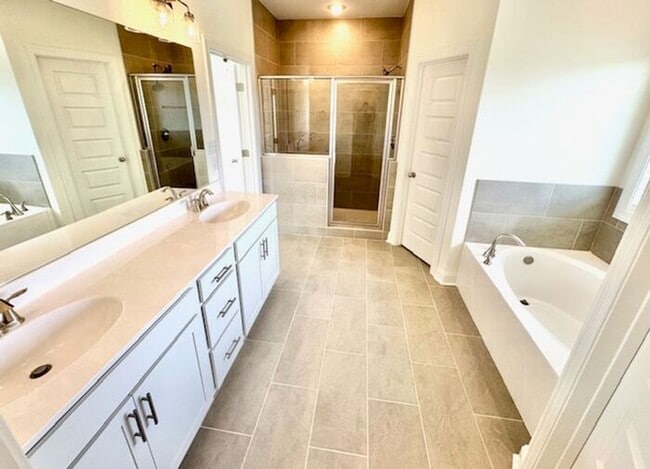 Building Photo - OPEN HOUSE! Move In Special! Brand New 4-b...