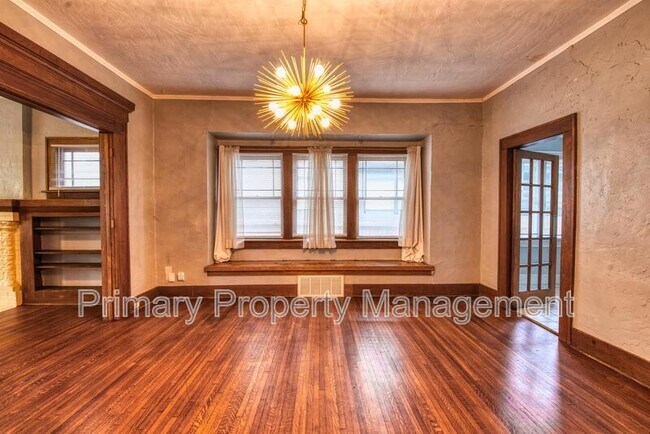 Building Photo - 1201 NW 40th St