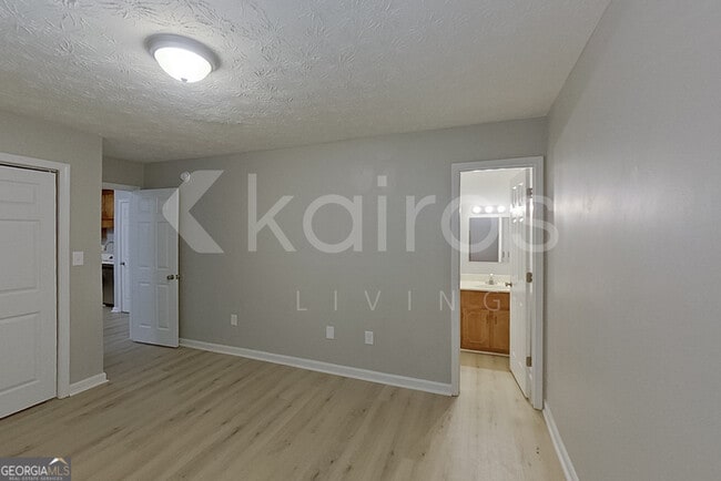 Building Photo - 341 Canada Ct
