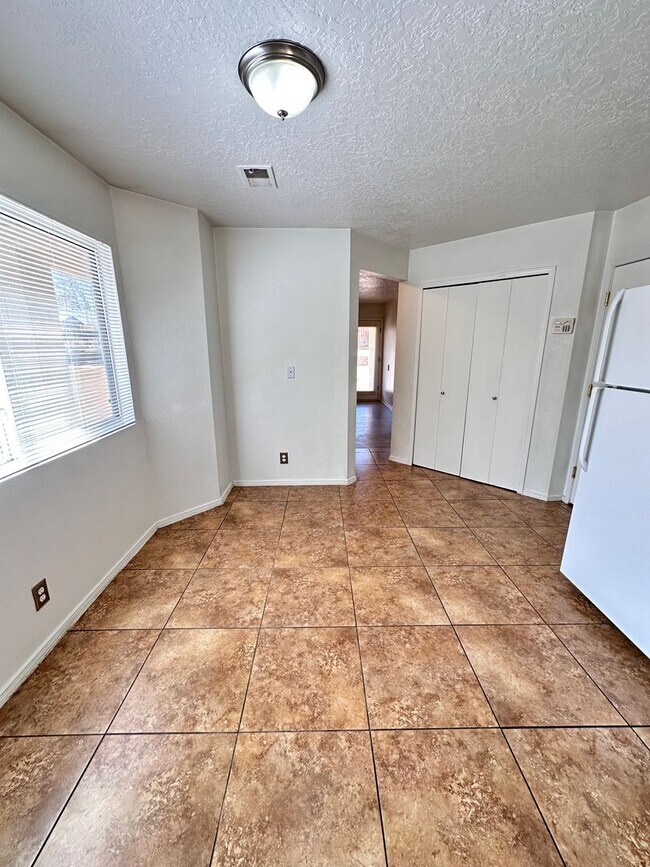 Building Photo - Move in Special 1/2 off 1st month rent! 3 Bedroom 2 Bath 2 Car Garage w/ Fenced in Yard