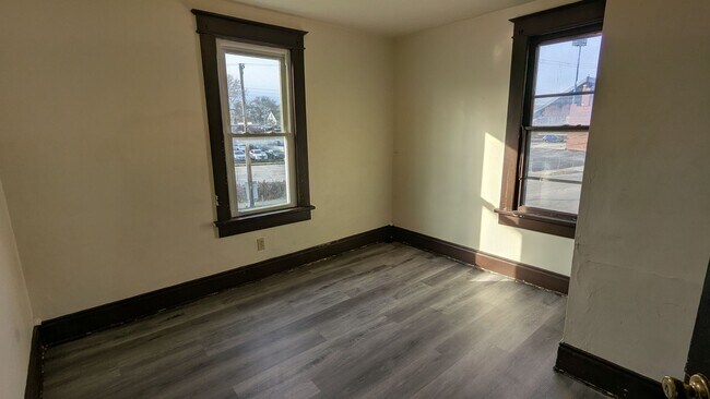 Building Photo - Atlas Investment Group, LLC (403 Spicer St)