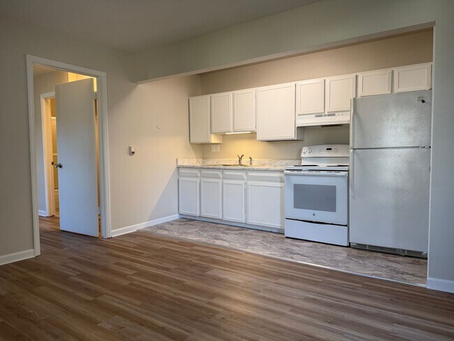 Building Photo - 8050 Niwot Rd