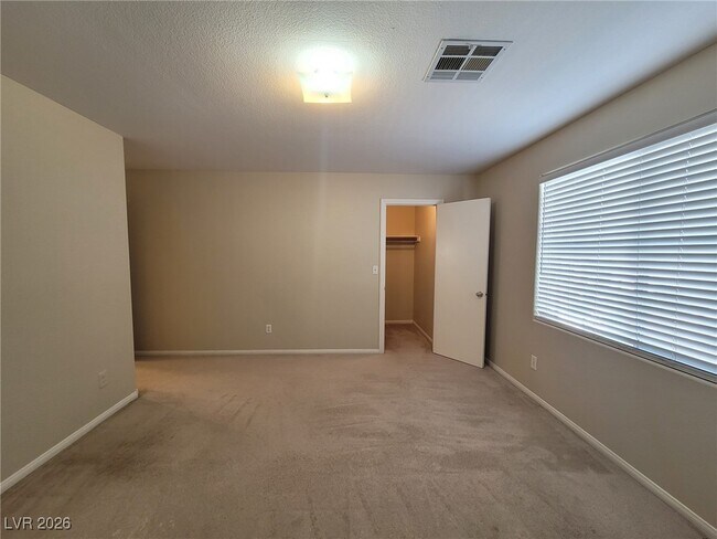 Building Photo - 9497 Rainfall Ave