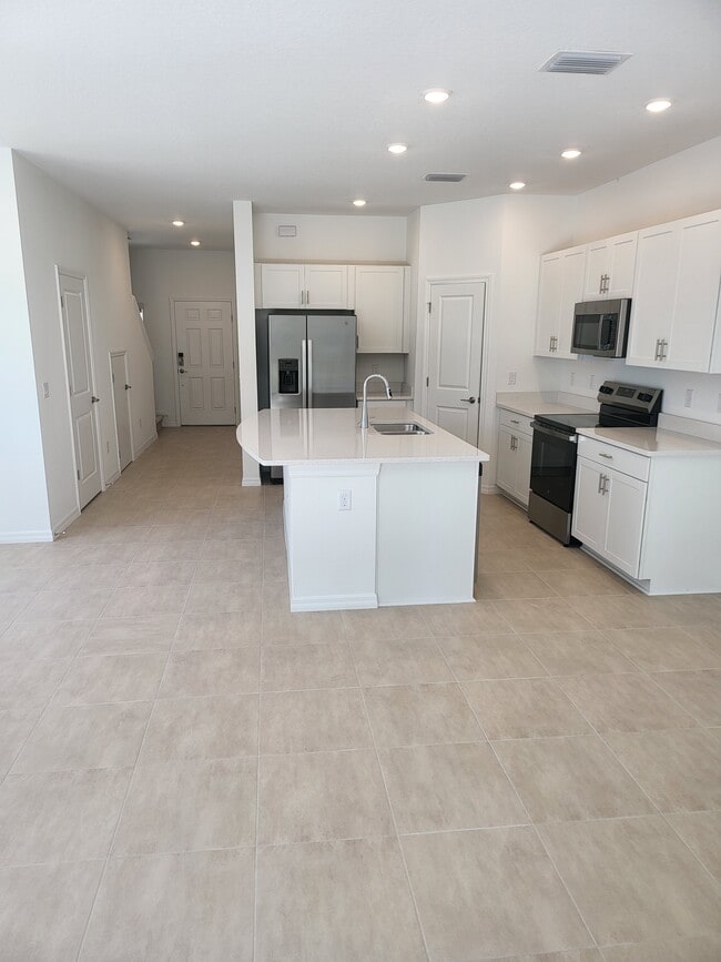 Building Photo - 16533 Bergamo Pl