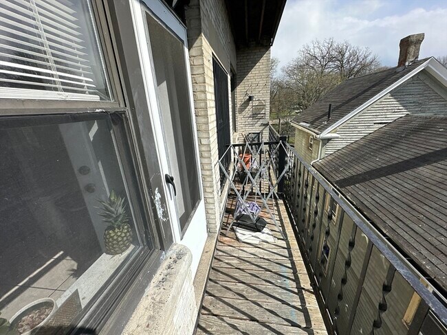 Building Photo - 435 Walnut Ave