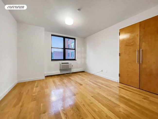 Building Photo - 1405 Fifth Avenue 6B