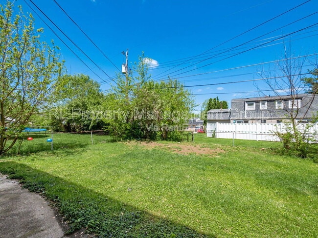 Building Photo - 464 Goshen Ct
