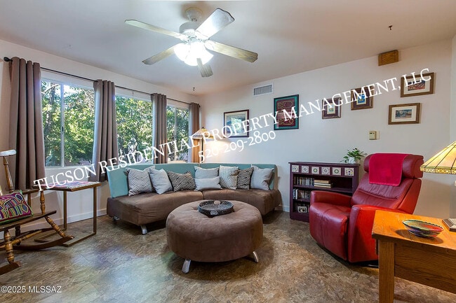 Building Photo - 3275 E Pima St