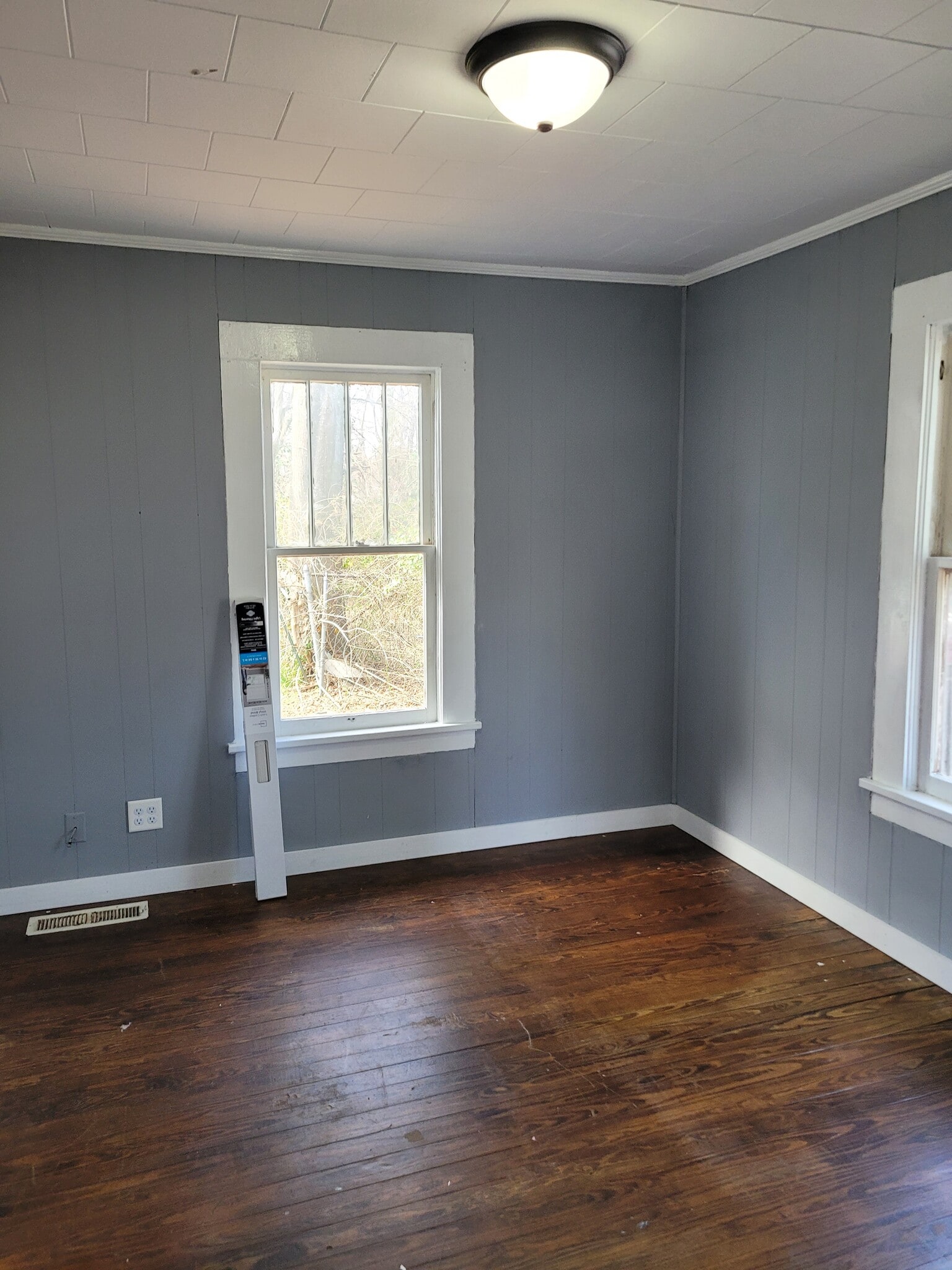 Building Photo - 805 S 14th St