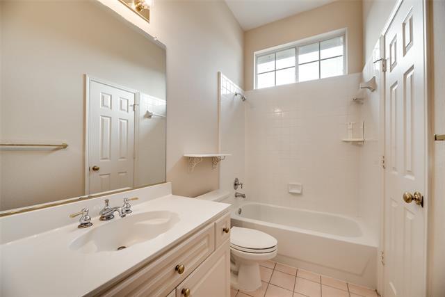 Building Photo - 3902 Harlington Ln