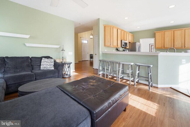 Building Photo - 6046 Smooth Stone Pl