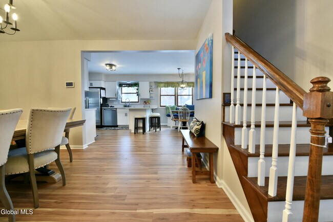 Building Photo - 9 Bell Flower Rd