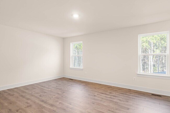 Building Photo - 383 Scranton Ln