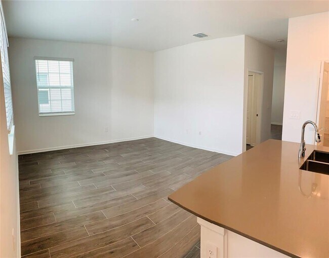 Building Photo - 10672 Words Dr